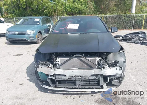 2021 BMW 228I Gran Coupe Sdrive z USA, uszkodzony, nr VIN WBA53AK05M7H75097